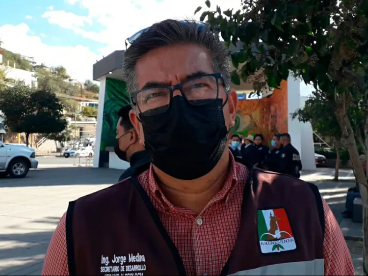 Trabajan autoridades en mejorar vialidades