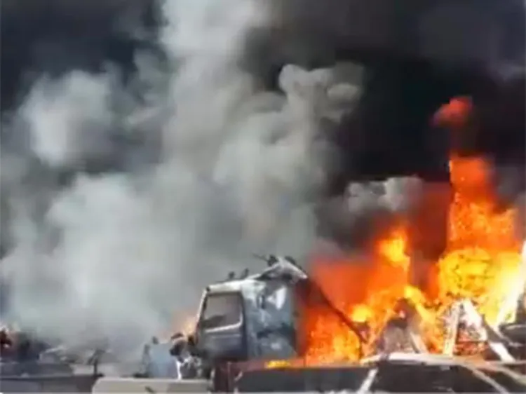 Chocan tres tráileres en Arco Norte, se incendian y provocan caos vial