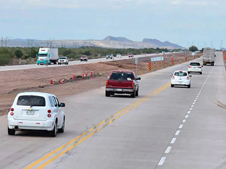 Revisarán situación de carretera