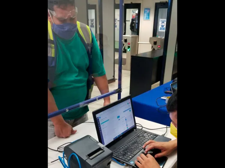 Lleva Oomapas servicios a empleados de maquilas