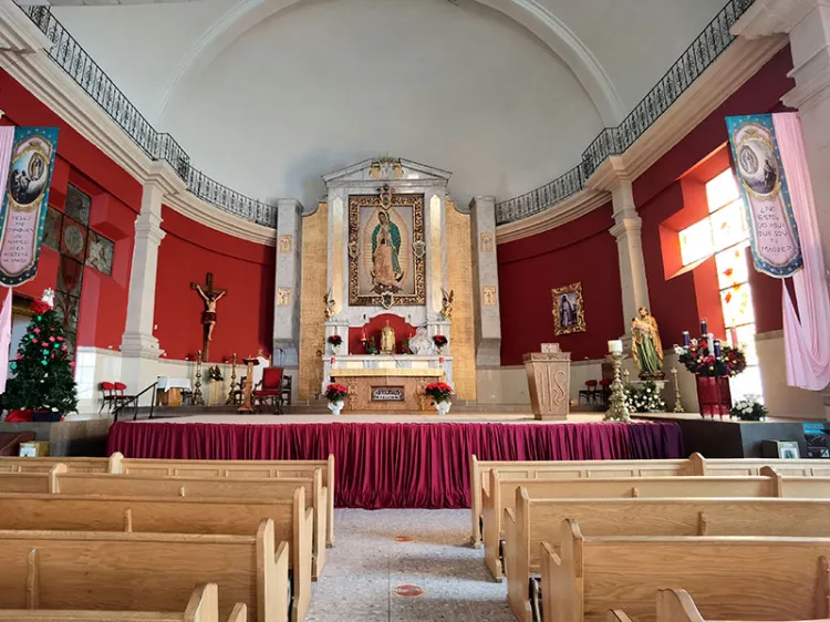 Adopta iglesia medidas en celebraciones