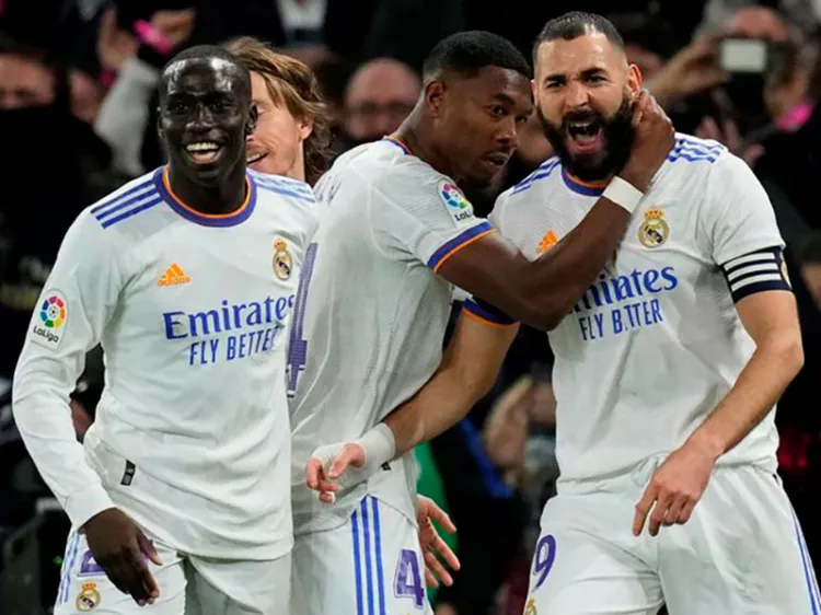 Real Madrid se lleva el derbi y se afianza como líder