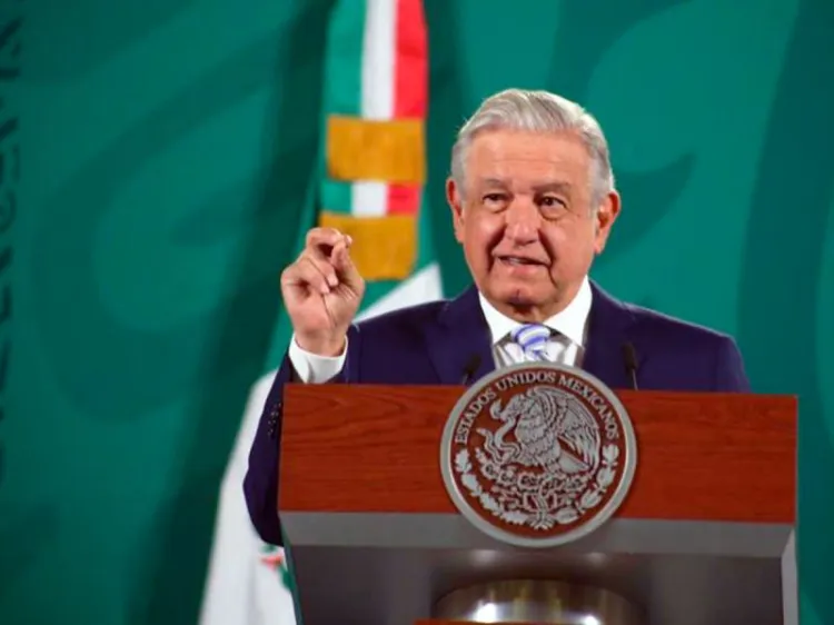 Confía López Obrador que PAN cambie postura sobre reforma eléctrica