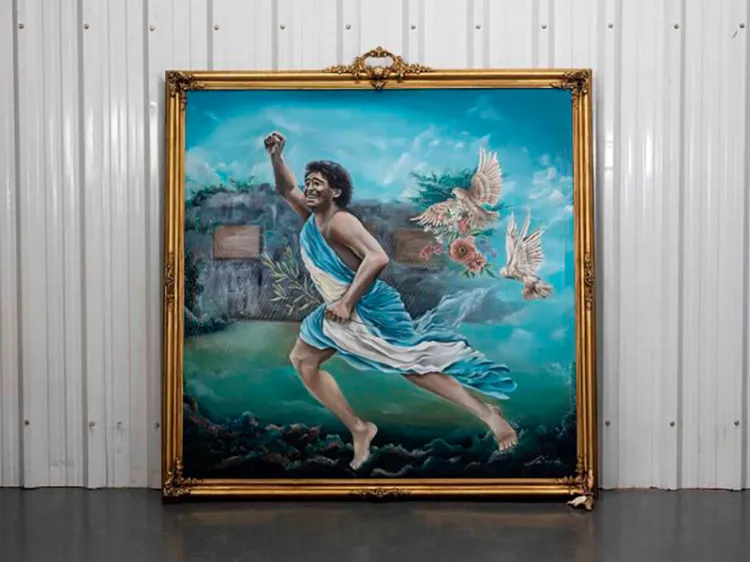 La subasta de Maradona: autos de lujo, propiedades, playeras…