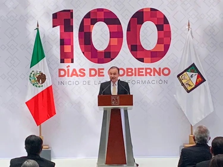 Presenta Gobernador informe