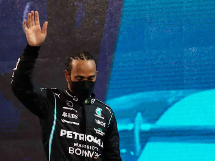 ‘Creo que Hamilton se retira’, según Ecclestone