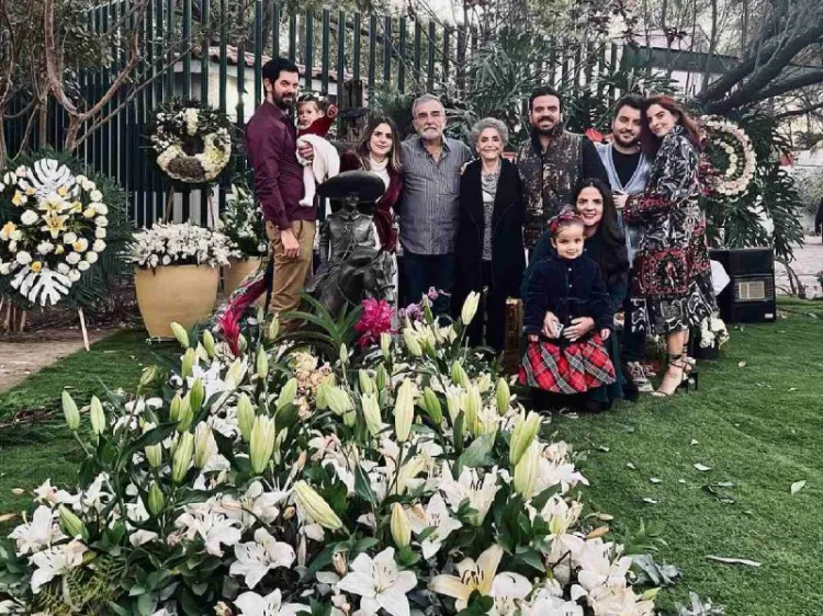 Familia Fernández pasa primera Navidad sin Vicente; así celebraron