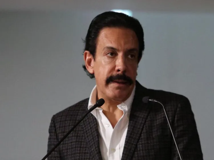 PRI cede al PAN candidatura en Hidalgo; Fayad acusa traición