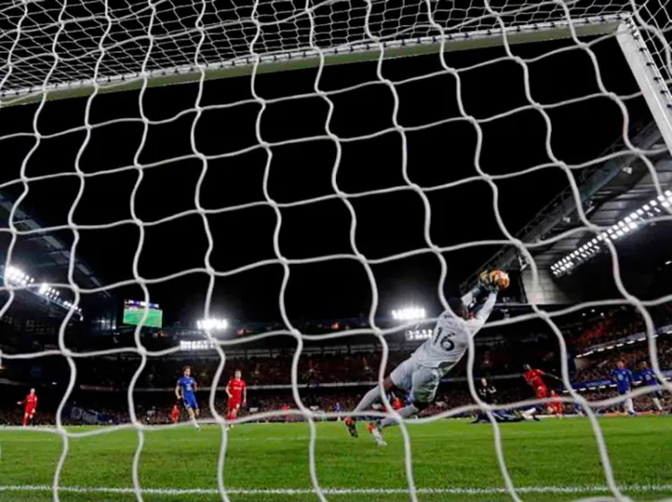 Por covid, aplazan la semifinal de Copa de la Liga entre Liverpool y Arsenal