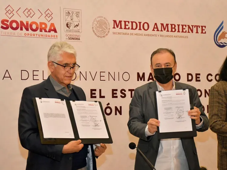 Firman convenio para ahorrar agua