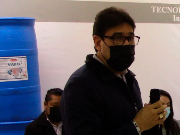 Apoya asociación Heart for kids con sanitizante