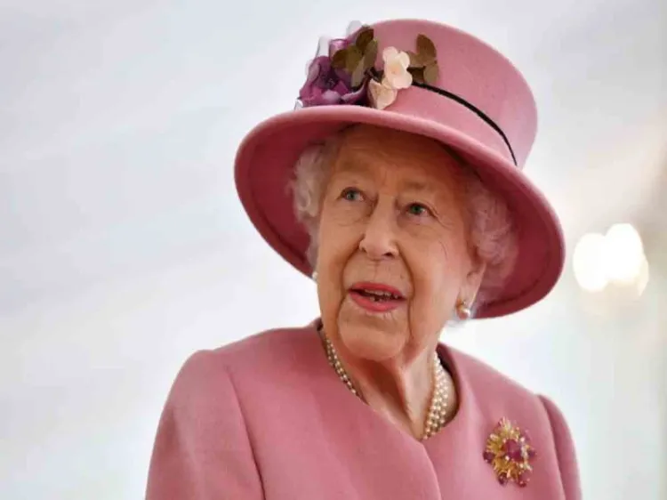 La Reina Isabel sacrifica al príncipe Andrés para defender la monarquía