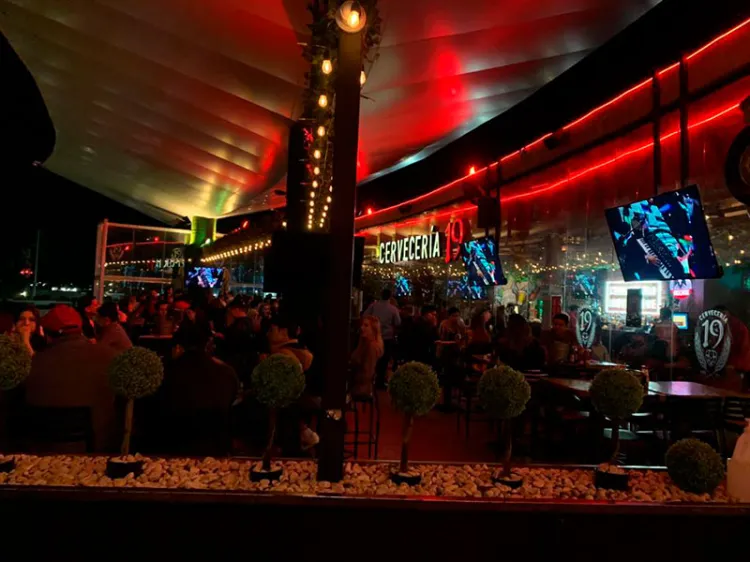 Multan a bares por ruidosos