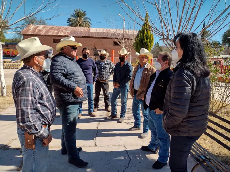 Trabaja Sagarhpa a ras de suelo con los productores