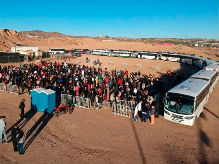 Reactiva en febrero vacunación de menores; llaman a inscribirse