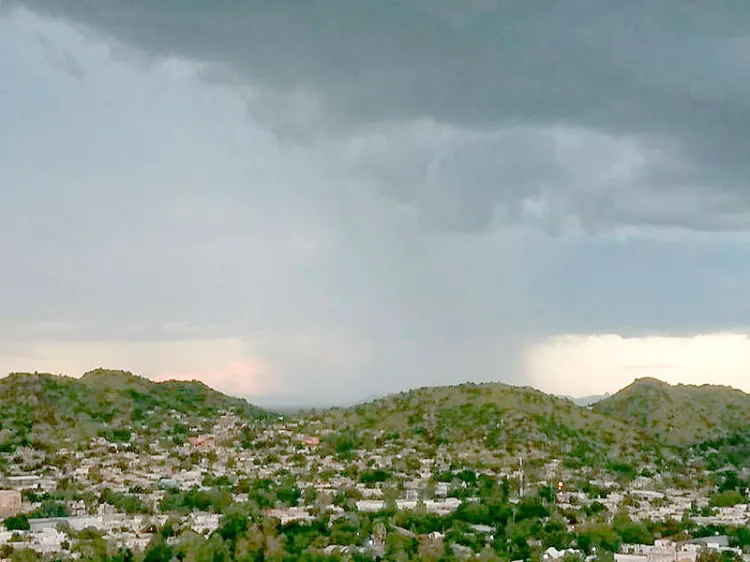 Acuerdan programa para estimular lluvias