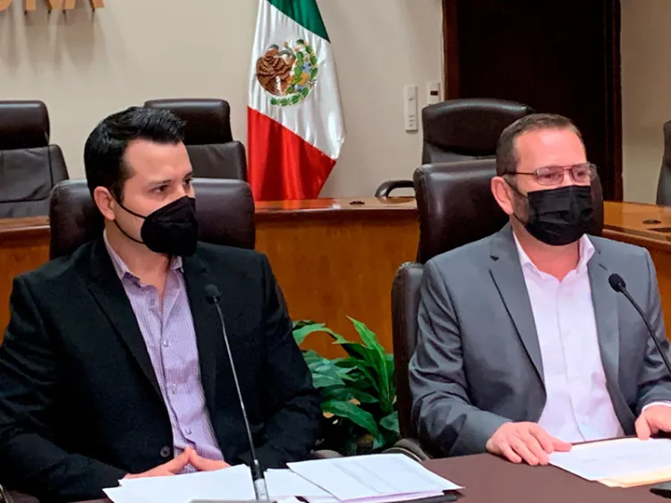 Recibe IEE siete avisos para nuevos partidos