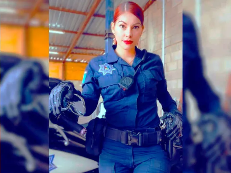 Conquista agente de SP redes sociales