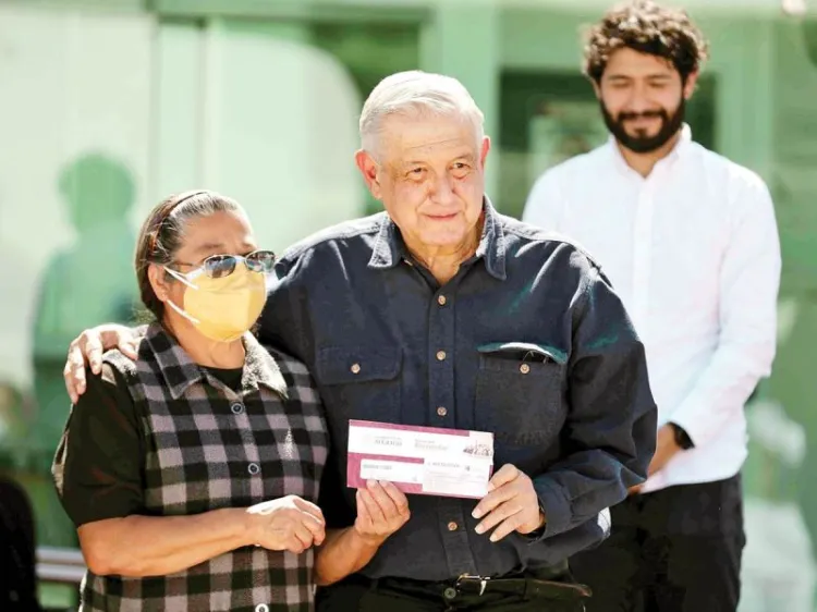 Dan banderazo en 250 sucursales del Banco del Bienestar