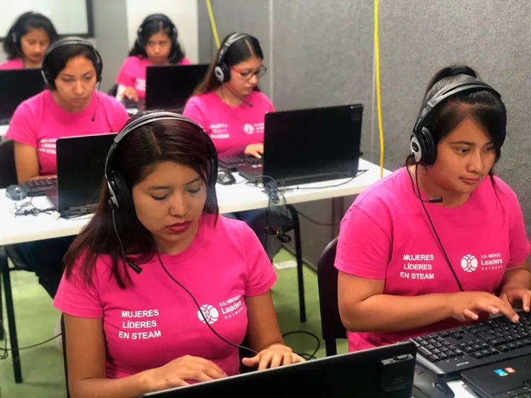 Ingresan alumnas de Cobach a programa de Mujeres Líderes