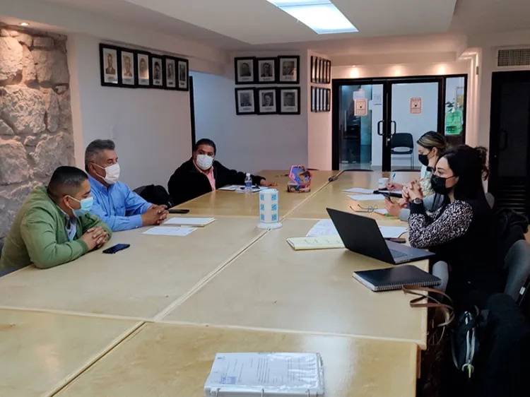 Otorga municipio 64 permisos a ambulantes por Día del Amor