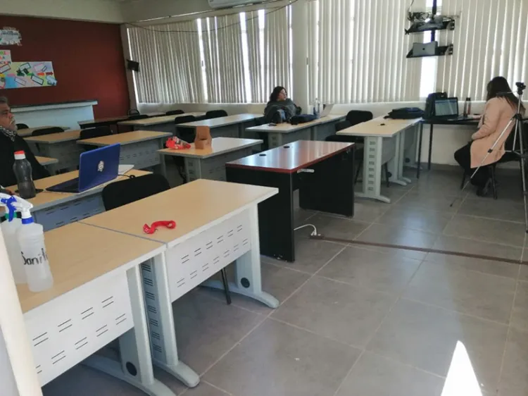 Fortalece Creson a docentes con posgrados