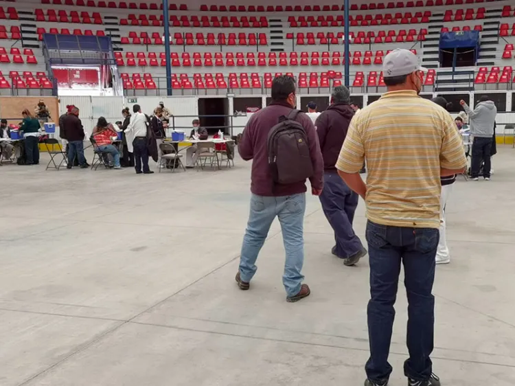 Acuden pocos a vacunarse