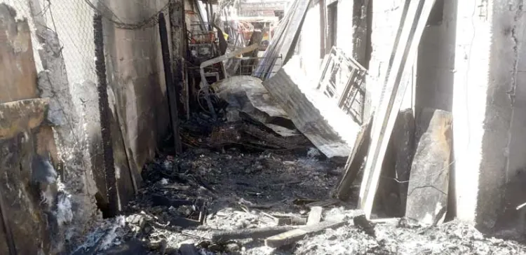 Pierden todo en incendio familias de la Colosio