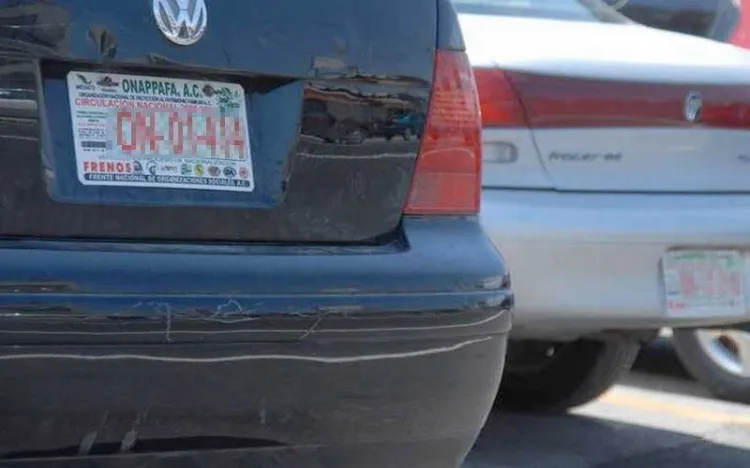 Sin llegar engomados para autos regularizados