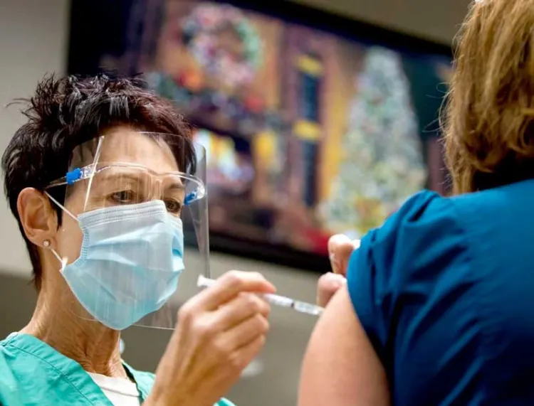 Mantendrán las vacunas transnacionales