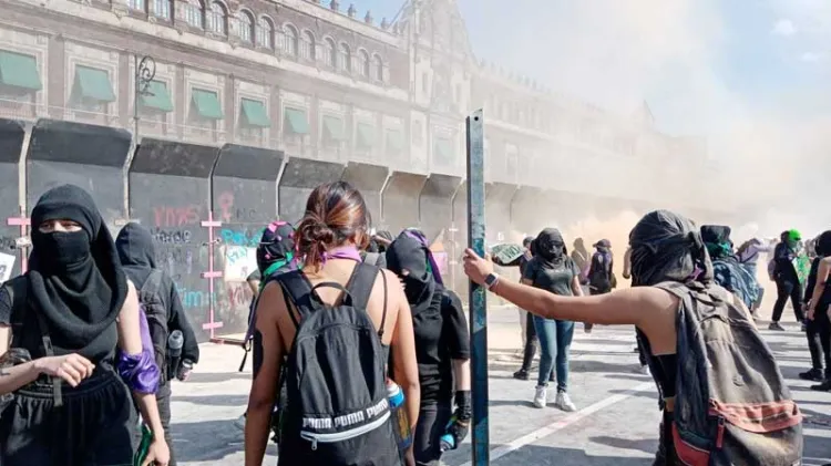 ”Justicia, justicia, justicia”; inicia marcha feminista en CDMX