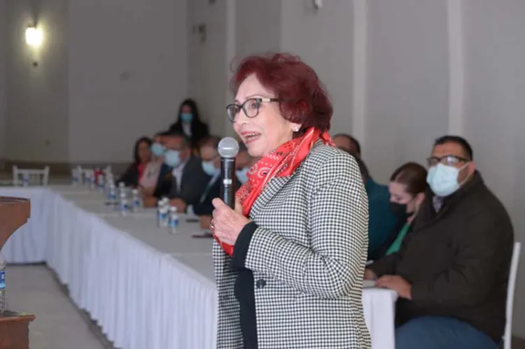Ofrece conferencia Secretaria del Trabajo de Sonora