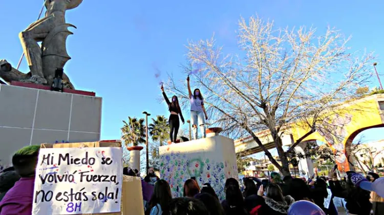 ¡Ni una más!, exigen mujeres