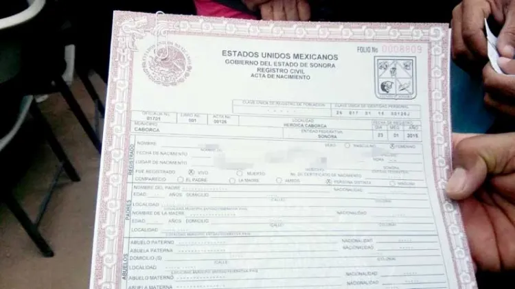 Podrán padres dar orden a apellidos de hijos; aprueba el Congreso