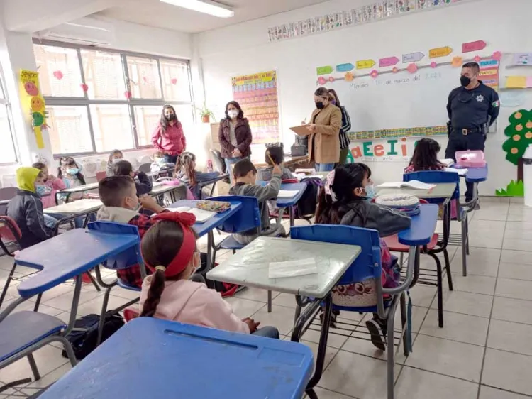 Fortalecen programas preventivos en escuelas y colonias