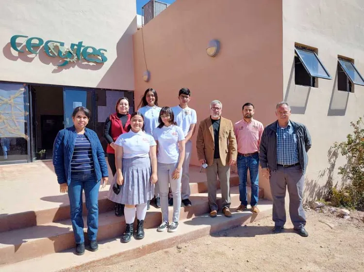 Destacan jóvenes nogalenses con ‘El Café Sabio’ a nivel nacional