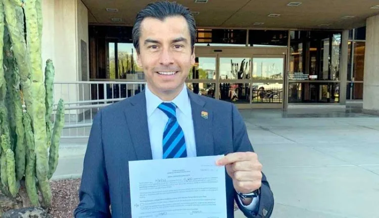 Demócrata de origen mexicano contenderá para gobernador de Arizona
