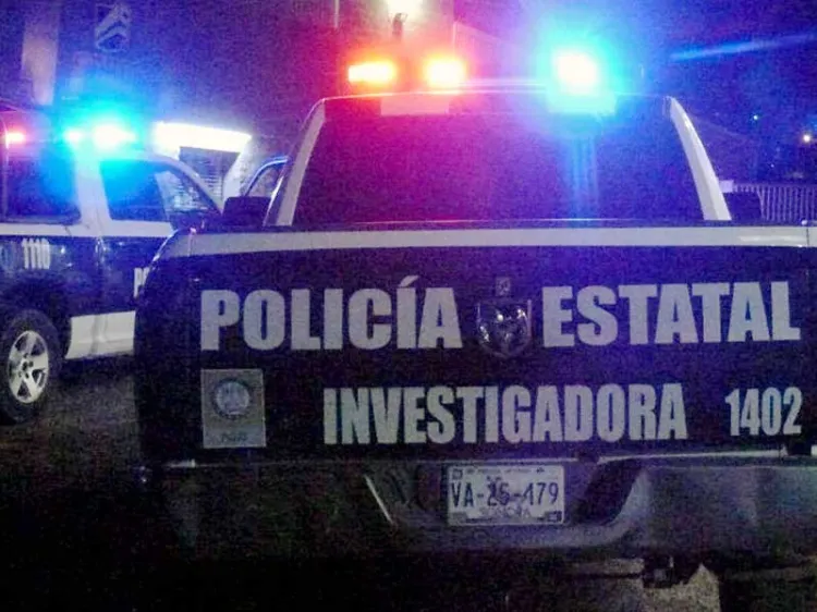 Le roban bolso de auto; traía dinero y documentos