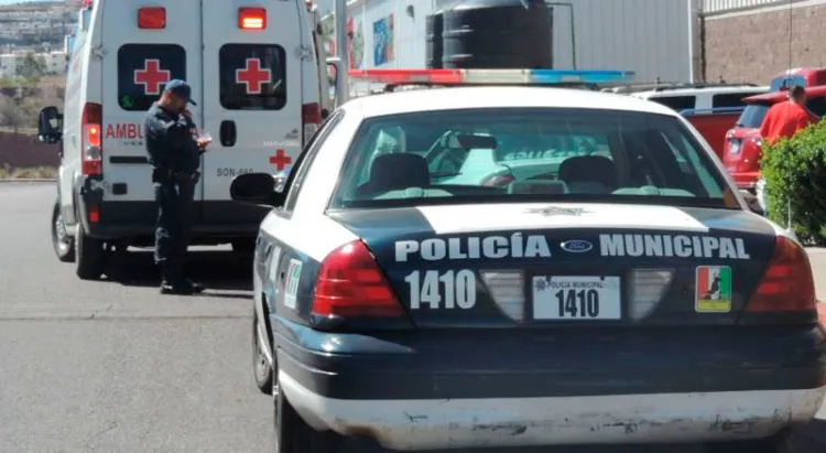 Encajuelan y roban a taxista