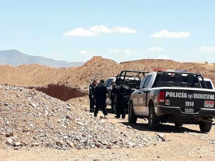 Localizan a persona ejecutada en una zanja