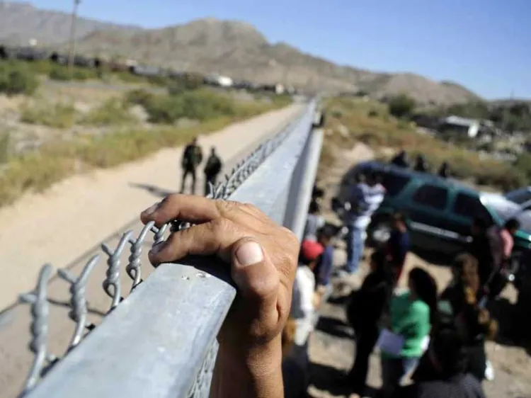 Reclutan “coyotes” a jóvenes a través de redes sociales