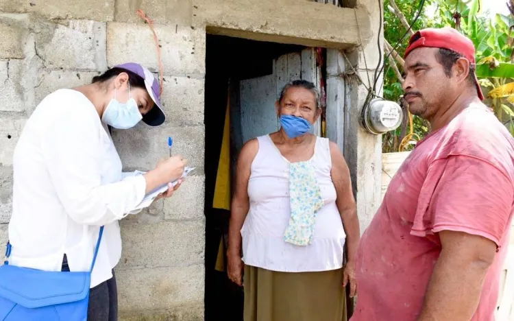 Invitan a adultos mayores a registrase en programa de pensión