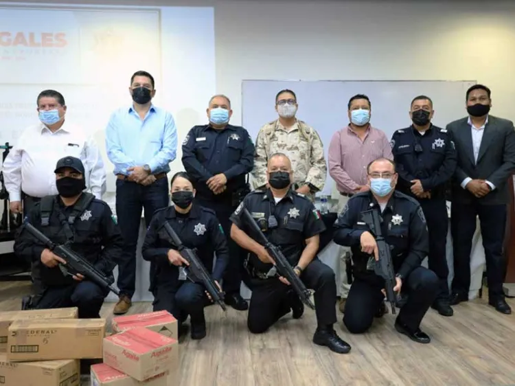 Recibe Seguridad Pública nuevo armamento