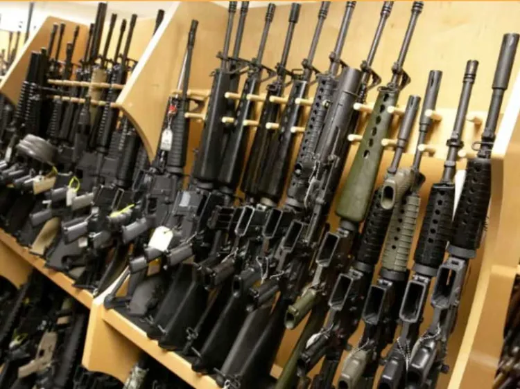 Acusa México que armerías de EU son "cómplices de la delincuencia"