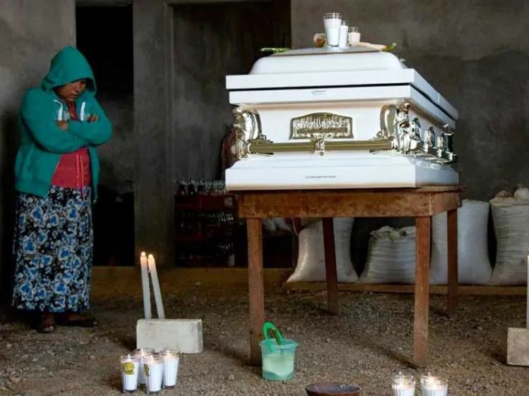 Regresa cuerpo de joven asesinado en tiroteo en EU, “debía deuda a coyote”, dicen familiares