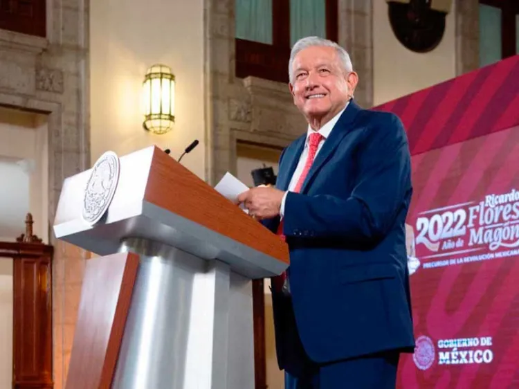 Si siguen así van a ir al despeñadero: López Obrador a opositores