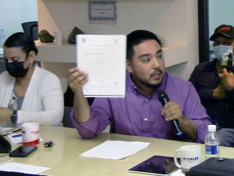 Balconean a regidores por incumplimientos en comisiones