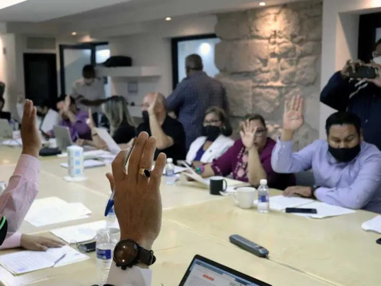 Eliminan recargos a permisos de vendedores ambulantes