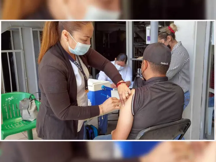 Continúan módulos de vacunación contracovid