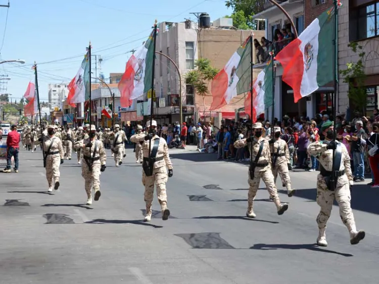 Reactivan desfile después de 2 años